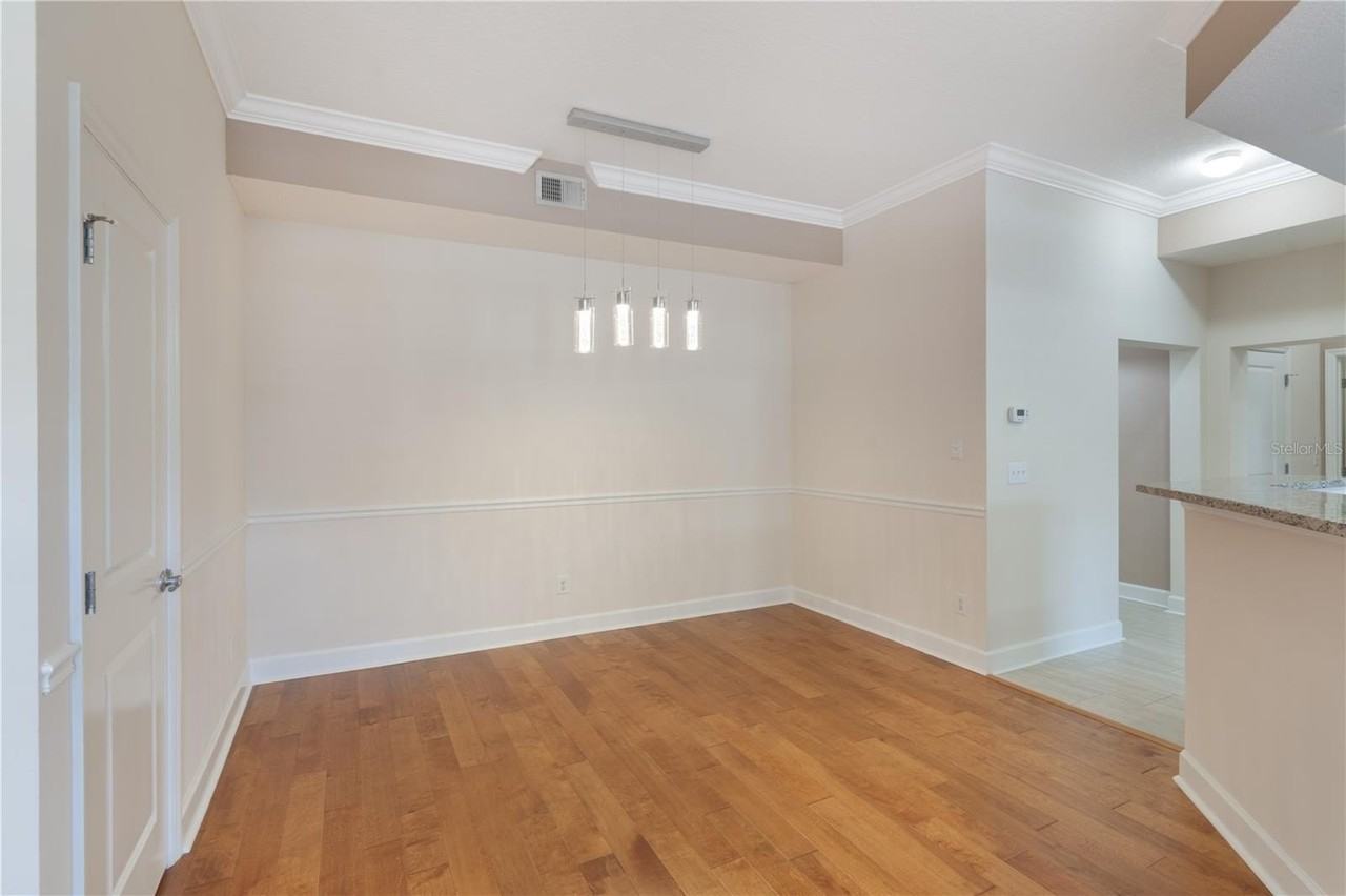 1231 Wright Cir #108 - Photo 6 of 36