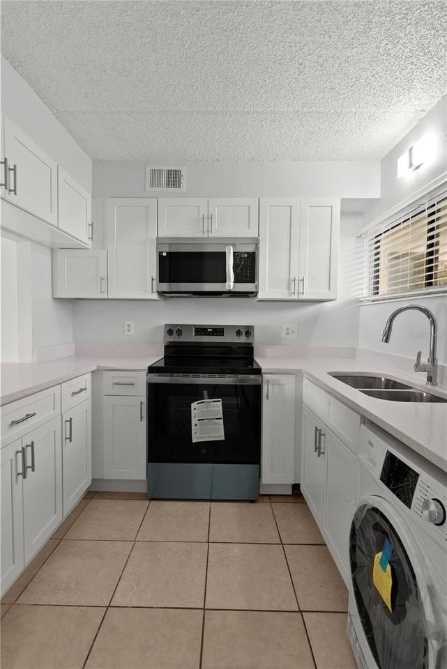 1108 Bartow Rd #100 - Photo 3 of 15