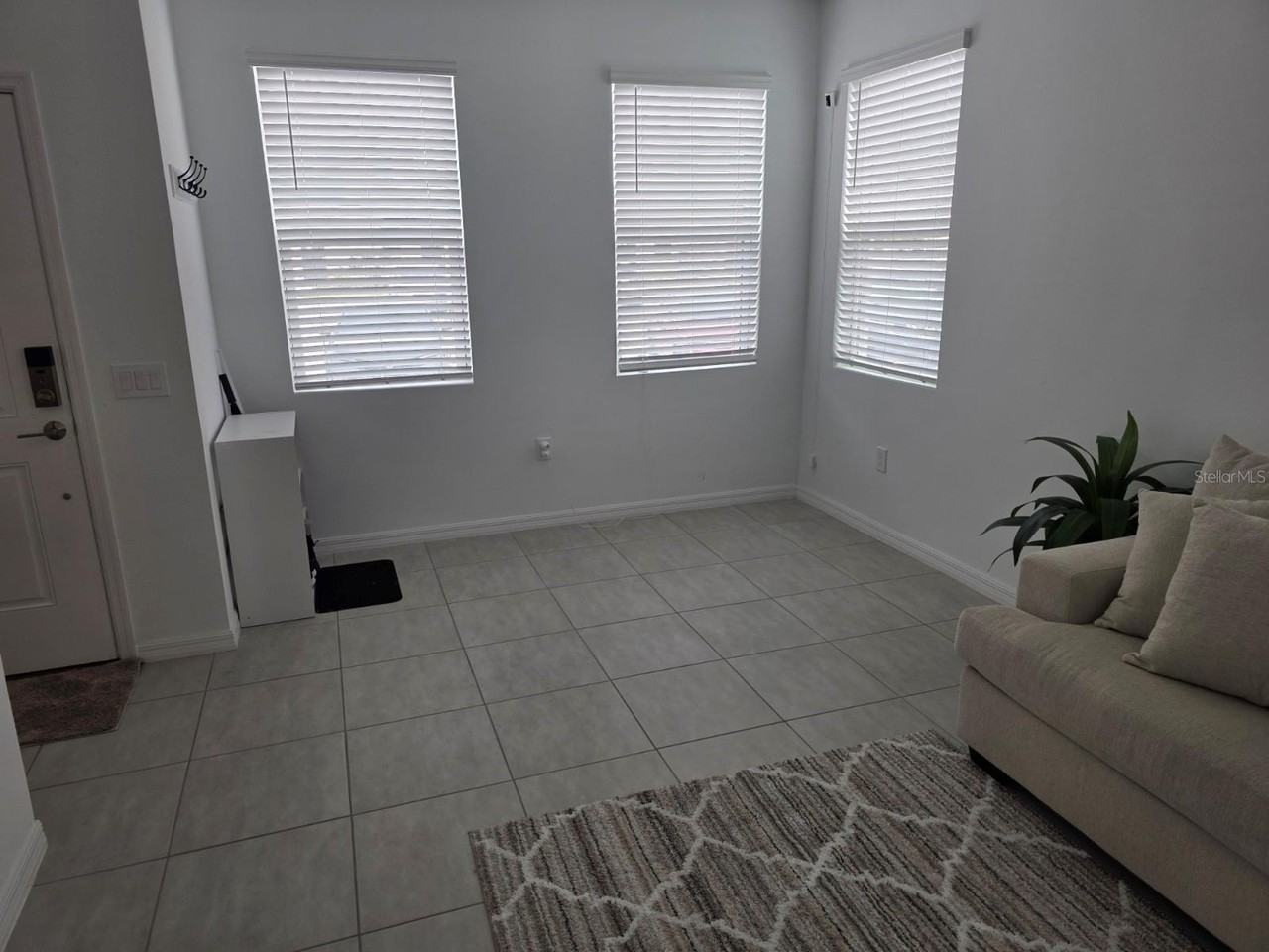 3318 Composition St - Photo 3 of 28