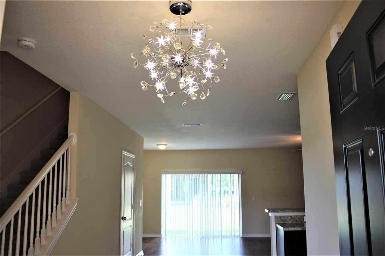 10117 Shadow Leaf Ct - Photo 4 of 20