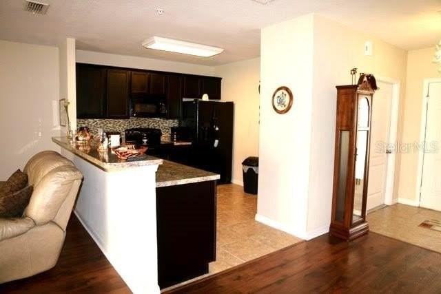 10117 Shadow Leaf Ct - Photo 6 of 20