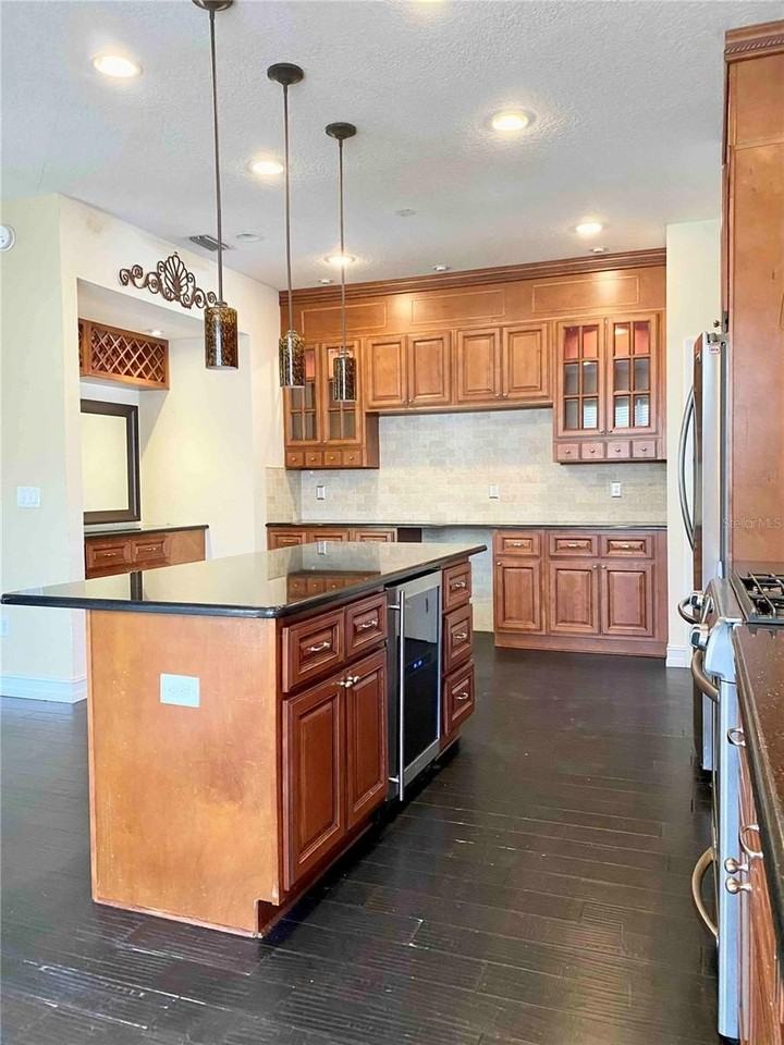 10503 Chilmark Way - Photo 2 of 47