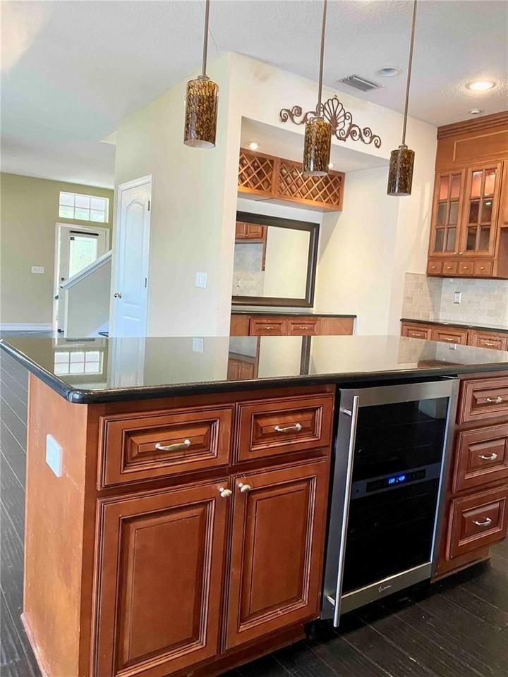 10503 Chilmark Way - Photo 3 of 47