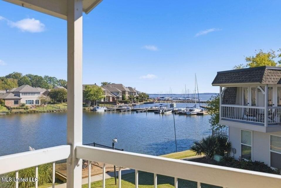 550 Post Rd Unit 806 - Photo 4 of 50