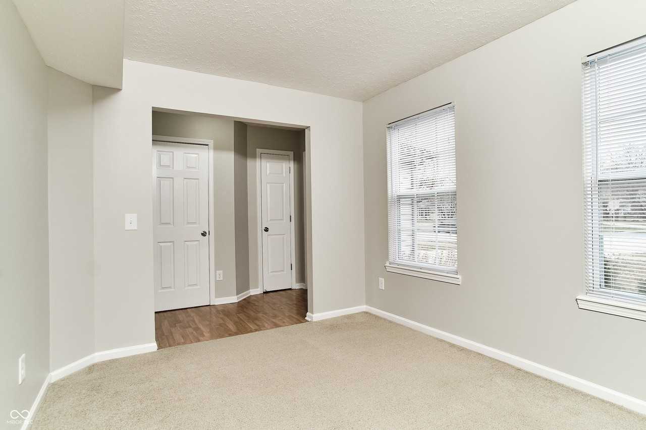 14313 Harrison Pkwy - Photo 6 of 50