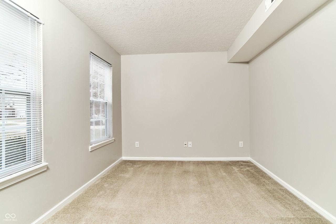 14313 Harrison Pkwy - Photo 7 of 50