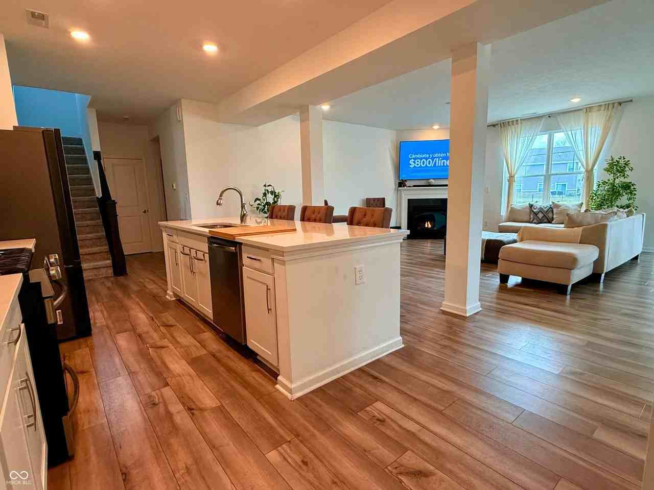 425 Cape May Dr - Photo 4 of 13