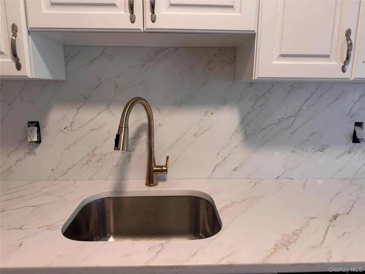 197 Ramapo Rd Apt G #G - Photo 7 of 17