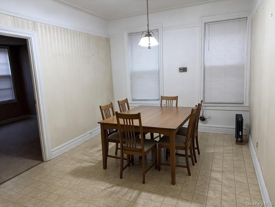 1930 Edison Ave - Photo 5 of 9