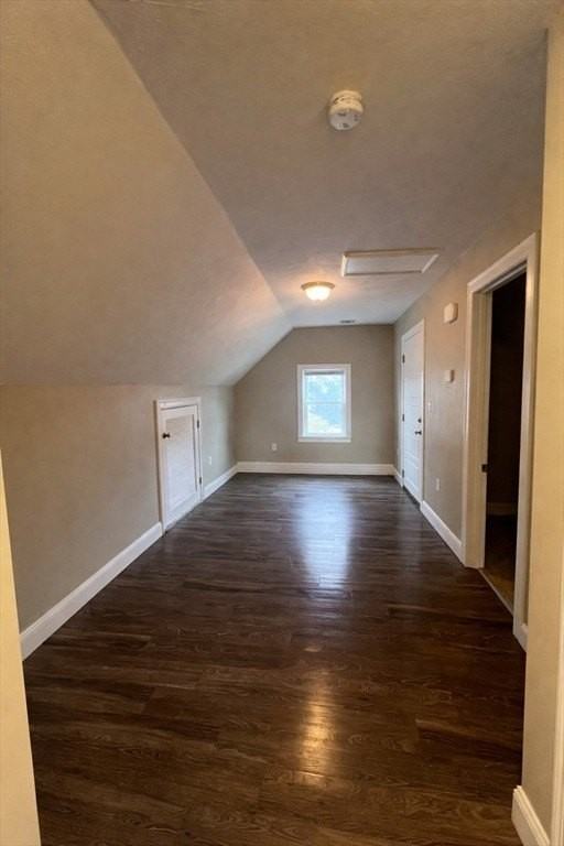 301 W Elm St Apt 3 #3 - Photo 2 of 7