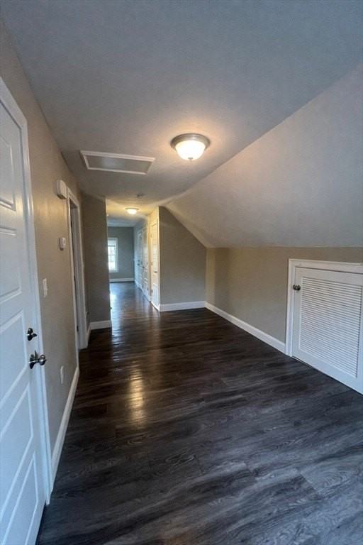 301 W Elm St Apt 3 #3 - Photo 3 of 7