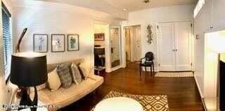 1700 Webb St #2H - Photo 4 of 22