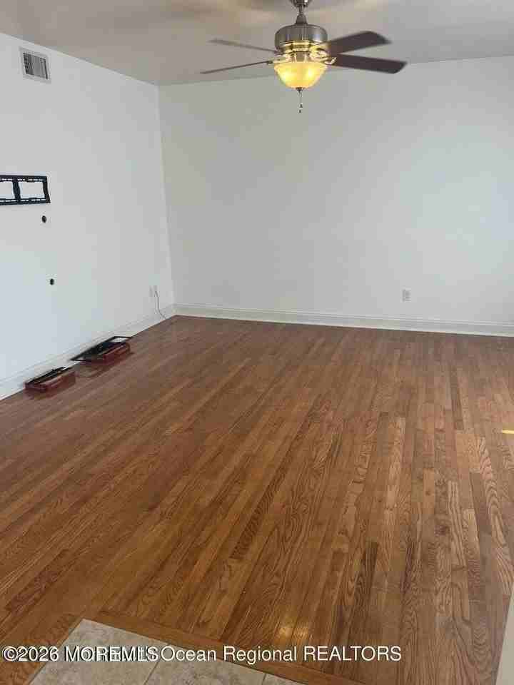 83 Vanard Dr - Photo 7 of 49