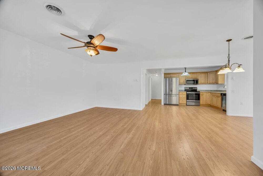 5B Spring St - Photo 6 of 38