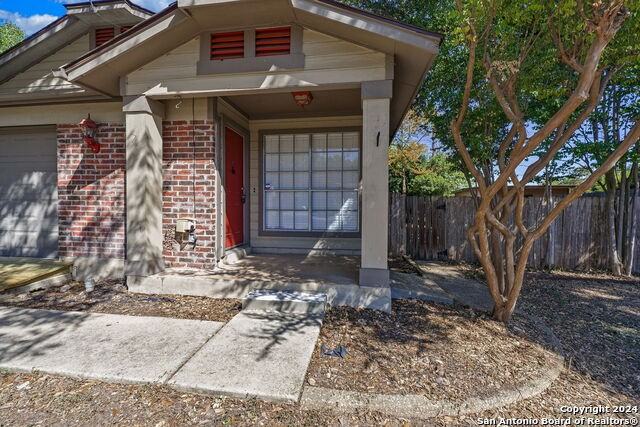 110 Cibolo Branch Dr - Photo 4 of 25