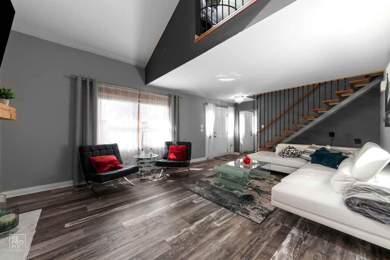 15513 Whitehall Ln Unit 15513 #15513 - Photo 4 of 16