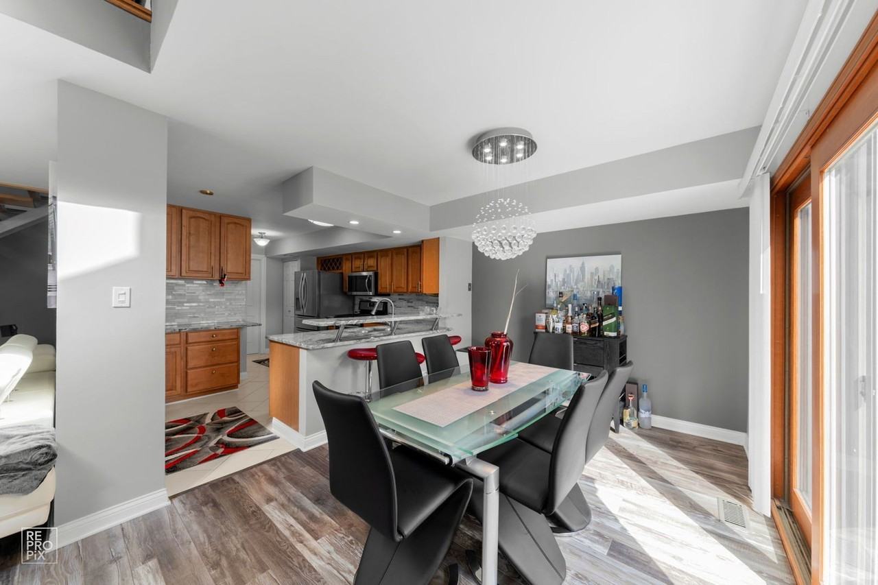 15513 Whitehall Ln Unit 15513 #15513 - Photo 6 of 16