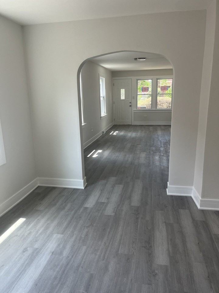 13709 S School St - Photo 4 of 17