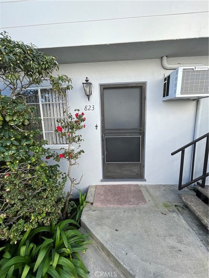 823 La Cadena Ave - Photo 2 of 10