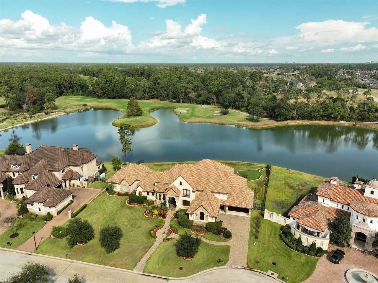 22 Post Shadow Estate Dr - Photo 4 of 50
