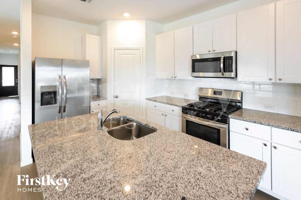 6736 Arid Way - Photo 6 of 15