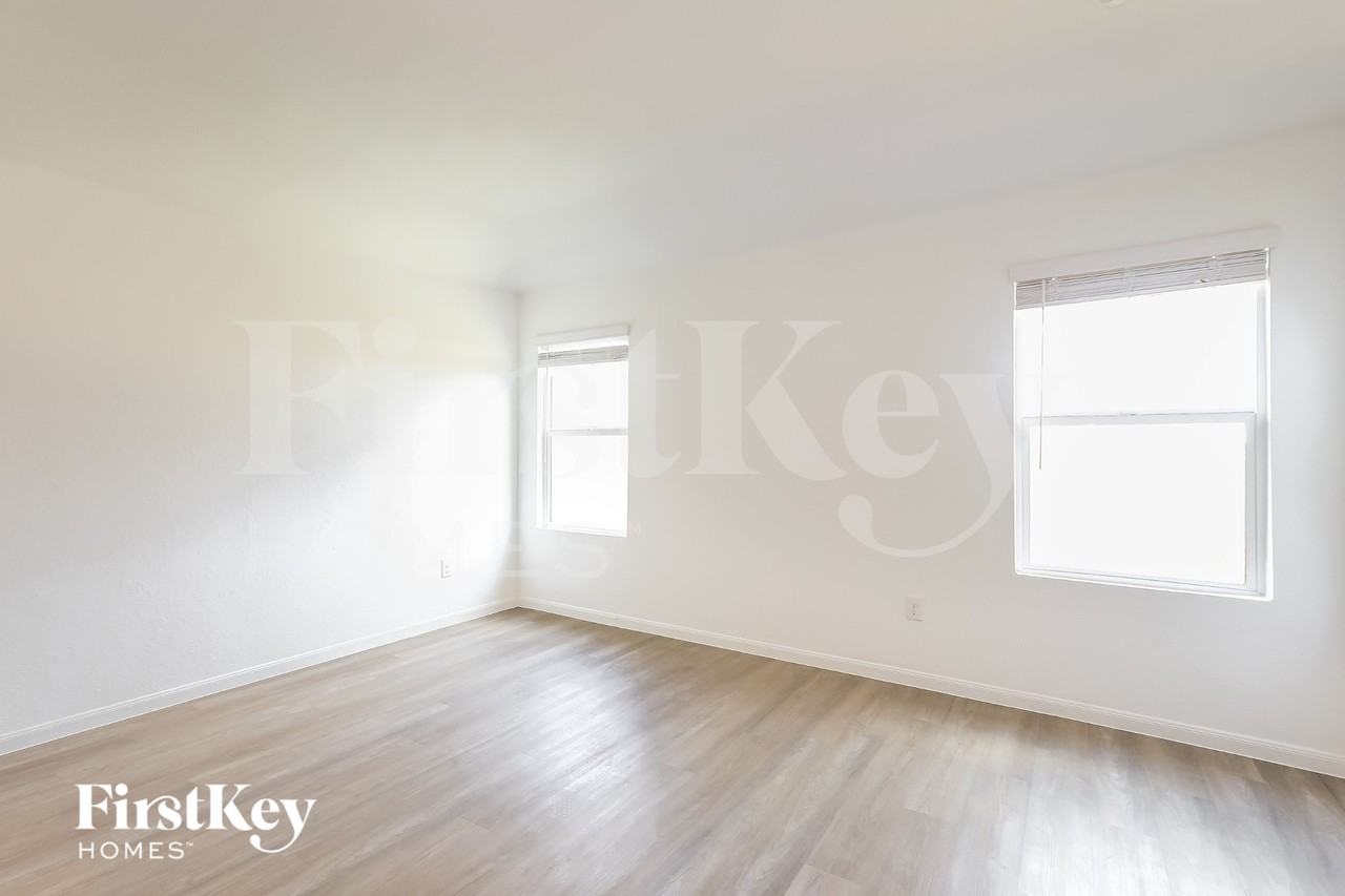 6736 Arid Way - Photo 7 of 15