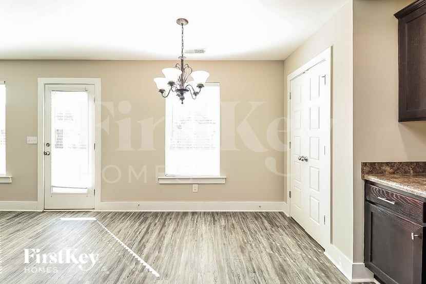 224 Ivy Hills Cir - Photo 5 of 15