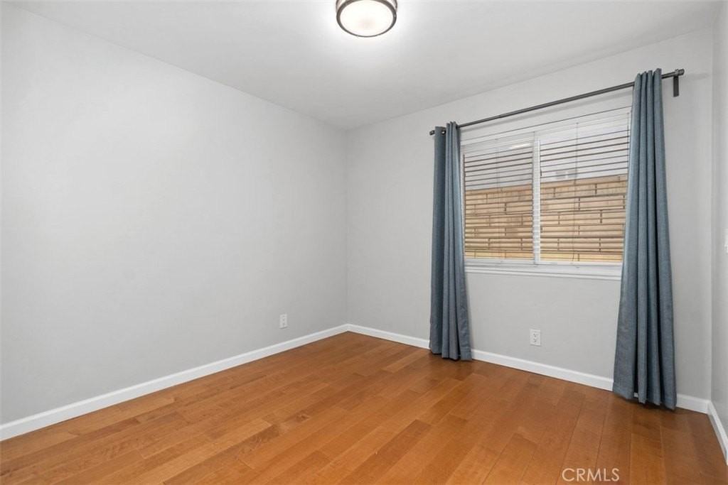 3912 Capri Ave - Photo 2 of 50