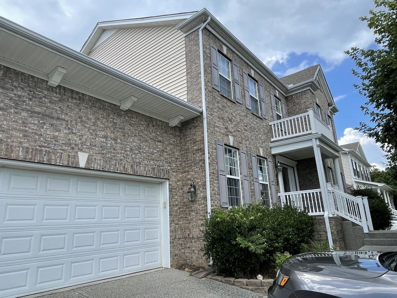 1223 Bonnhaven Dr - Photo 2 of 23