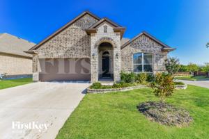 featured image of 4041 Honeyapple Way