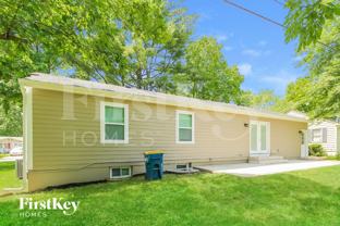 429 Wilshire Blvd - Photo 1 of 1