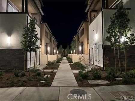 1515 Stratus Dr - Photo 5 of 20