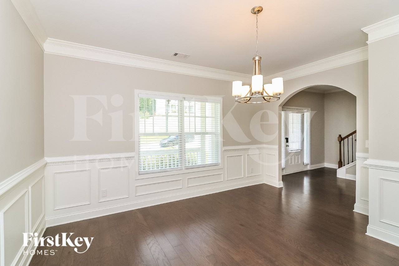 125 Holland Grove Dr - Photo 4 of 19