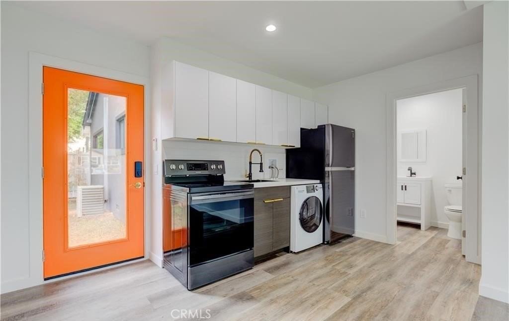 20650 Cantlay St - Photo 2 of 5