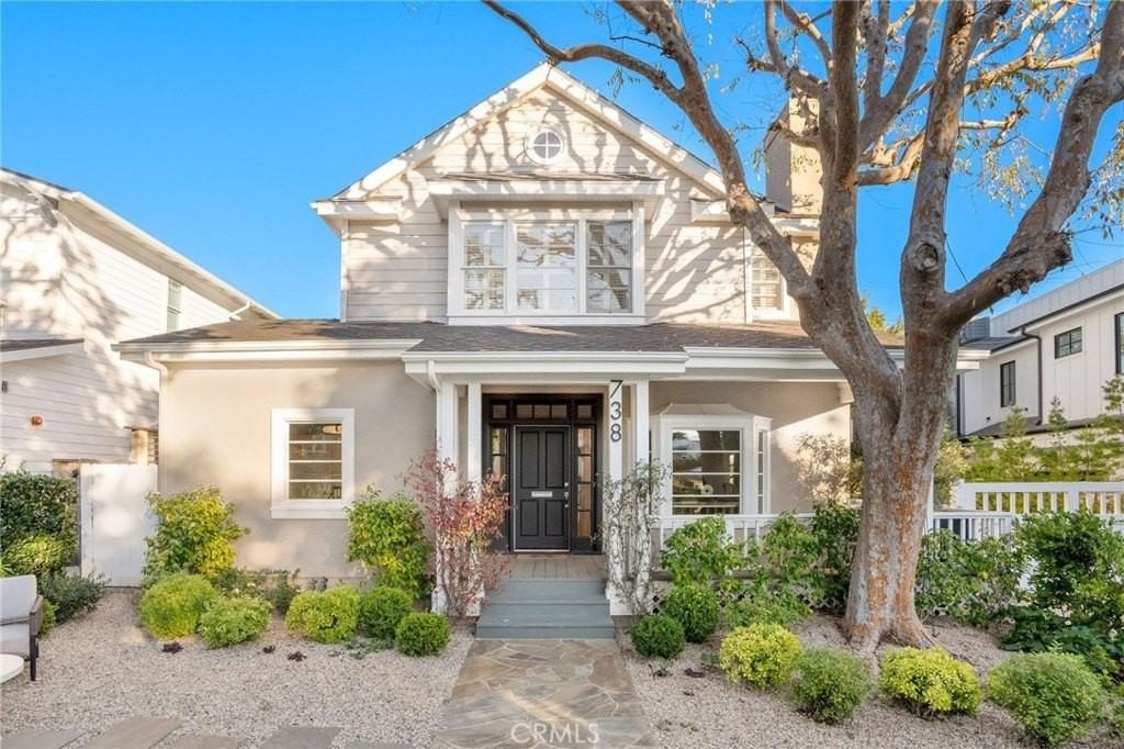 738 Almar Ave - Photo 2 of 26