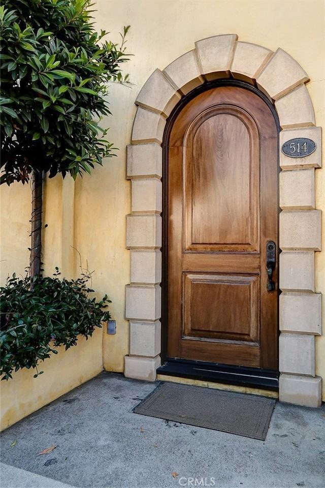 514 Manhattan Beach Blvd - Photo 3 of 28