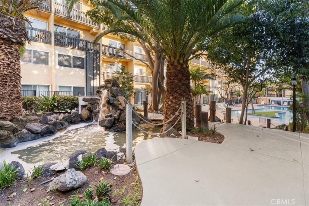 770 W Imperial Ave - Photo 3 of 21