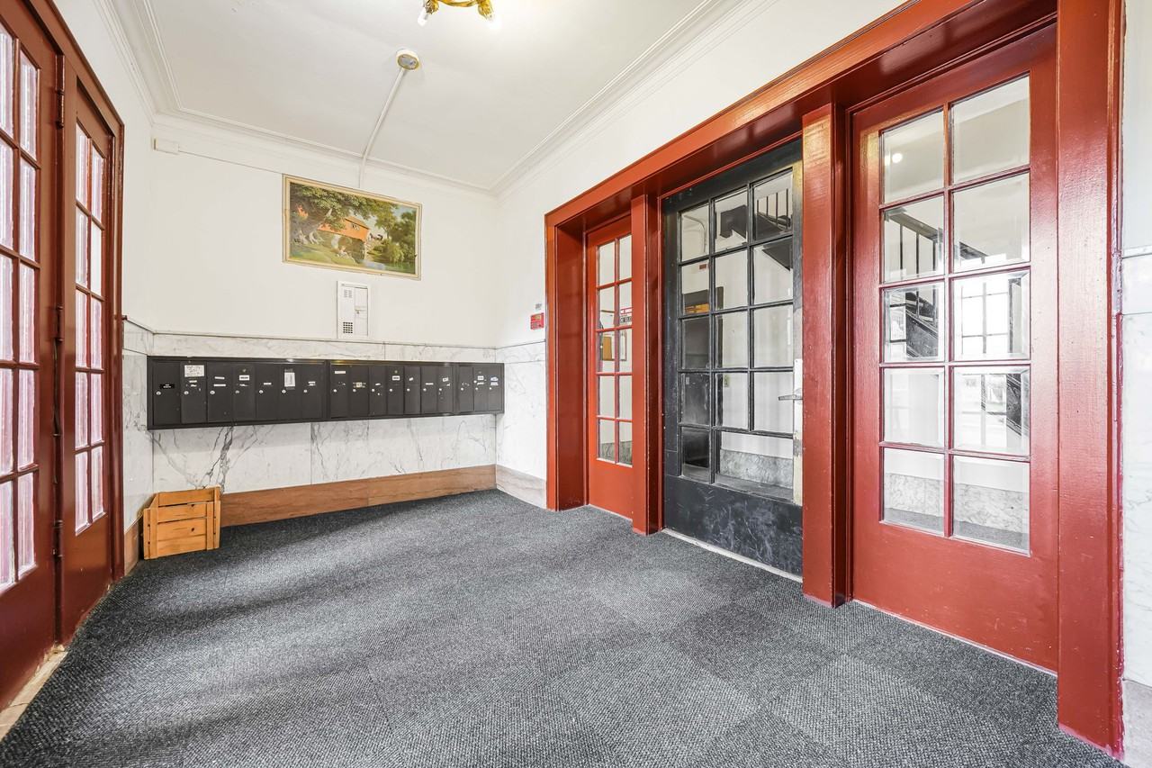 2 Washburn Pl - Photo 2 of 13