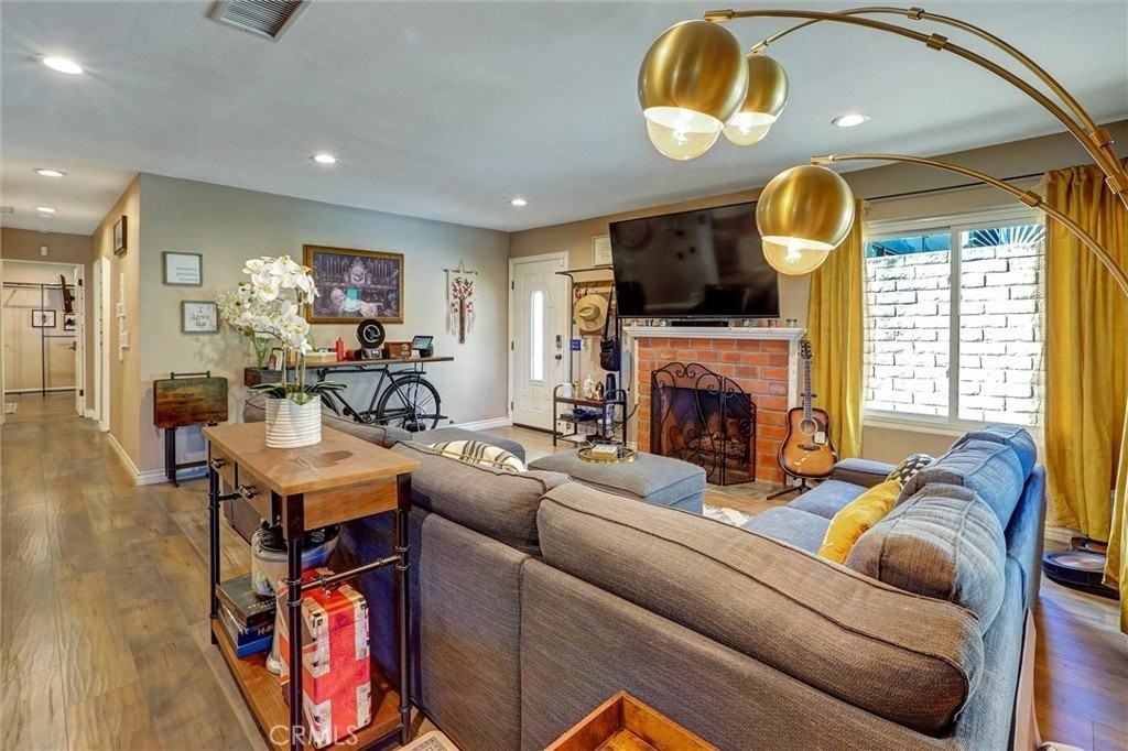 30767 Canwood St - Photo 7 of 33