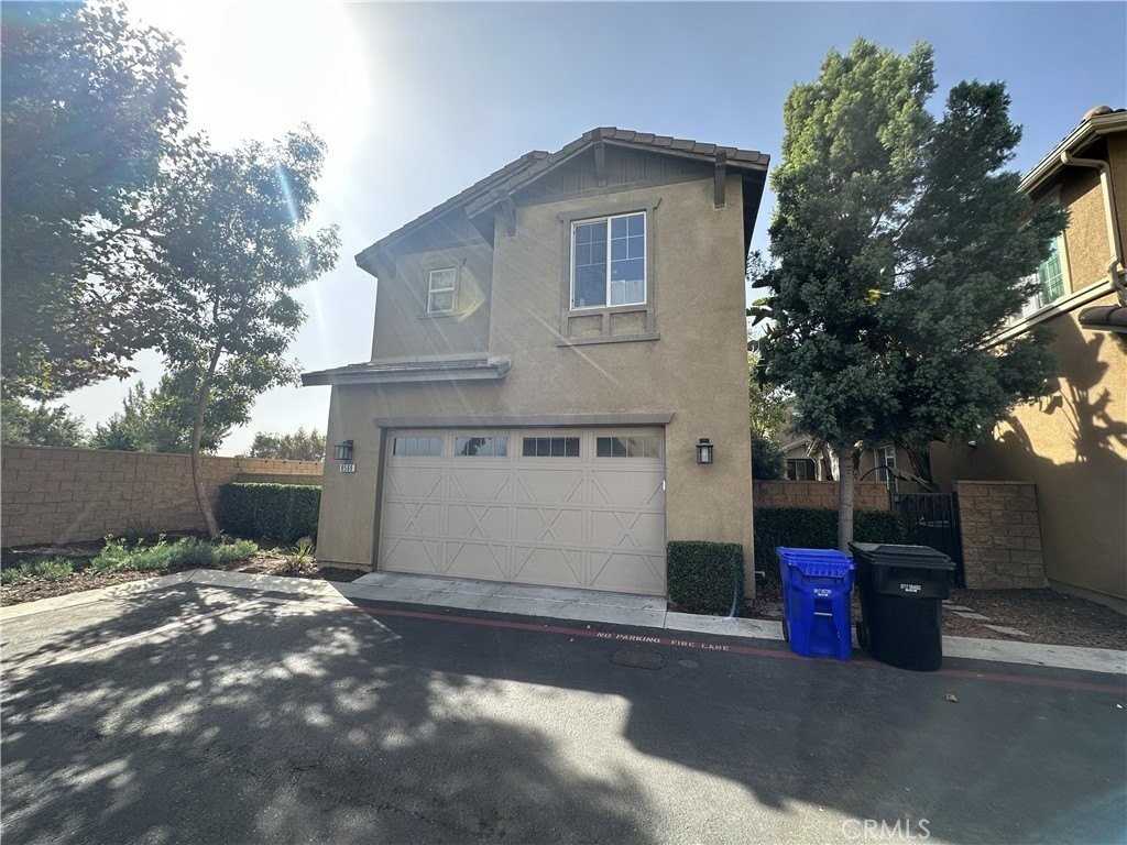 8569 Cava Dr - Photo 2 of 24