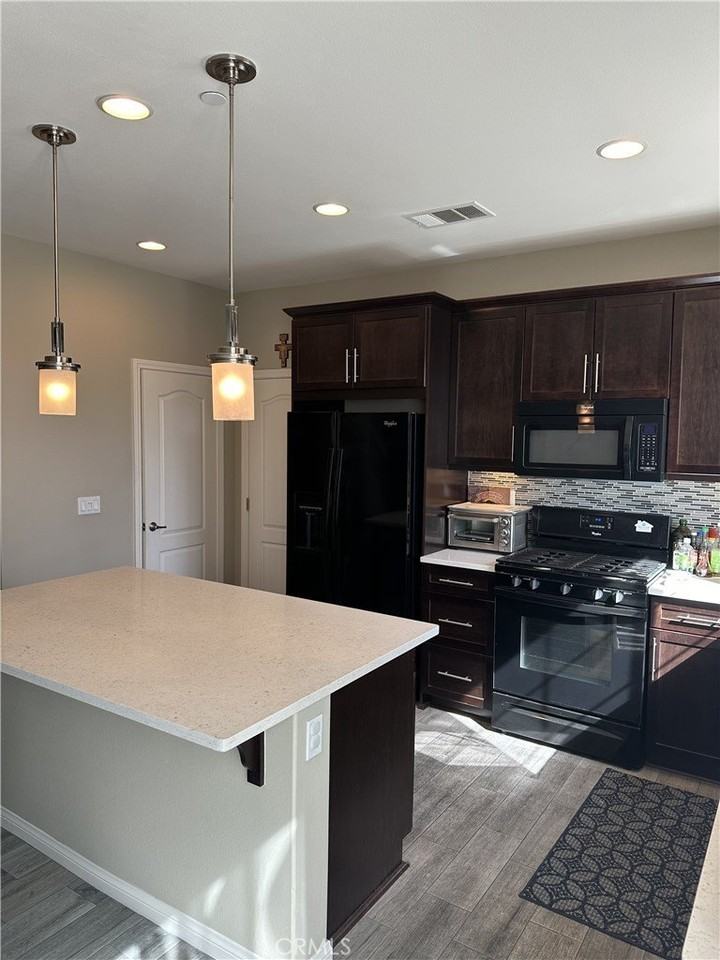 8569 Cava Dr - Photo 5 of 24