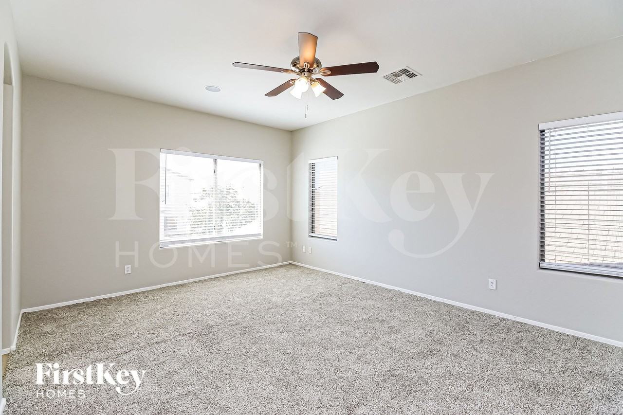 725 W Desert Basin Dr - Photo 7 of 15