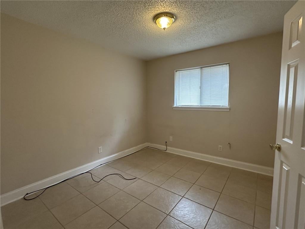 1309 Westlawn Dr - Photo 6 of 13