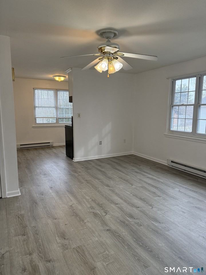 75 New St - Photo 3 of 13