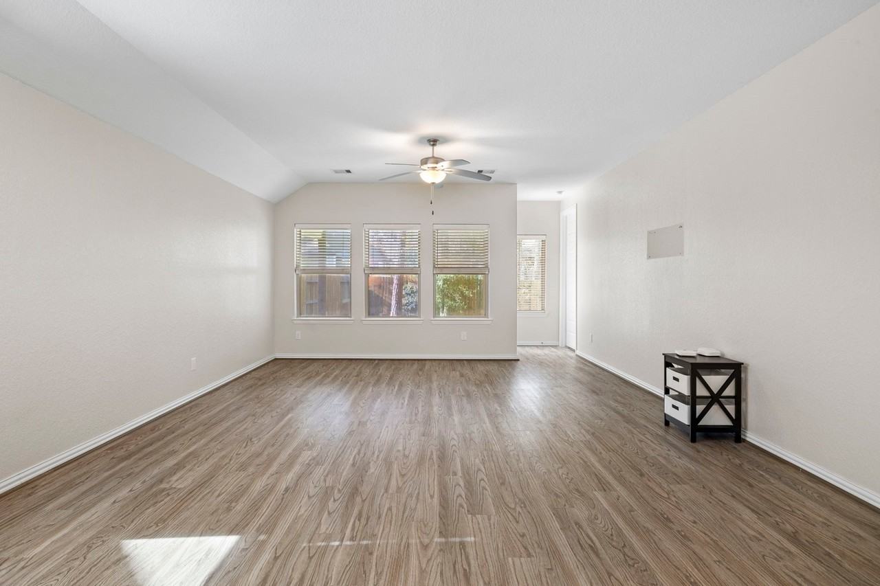 335 Honey Mesquite Path - Photo 7 of 18