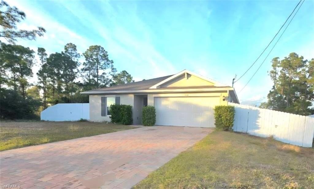 3002 37th St Sw - Photo 2 of 11