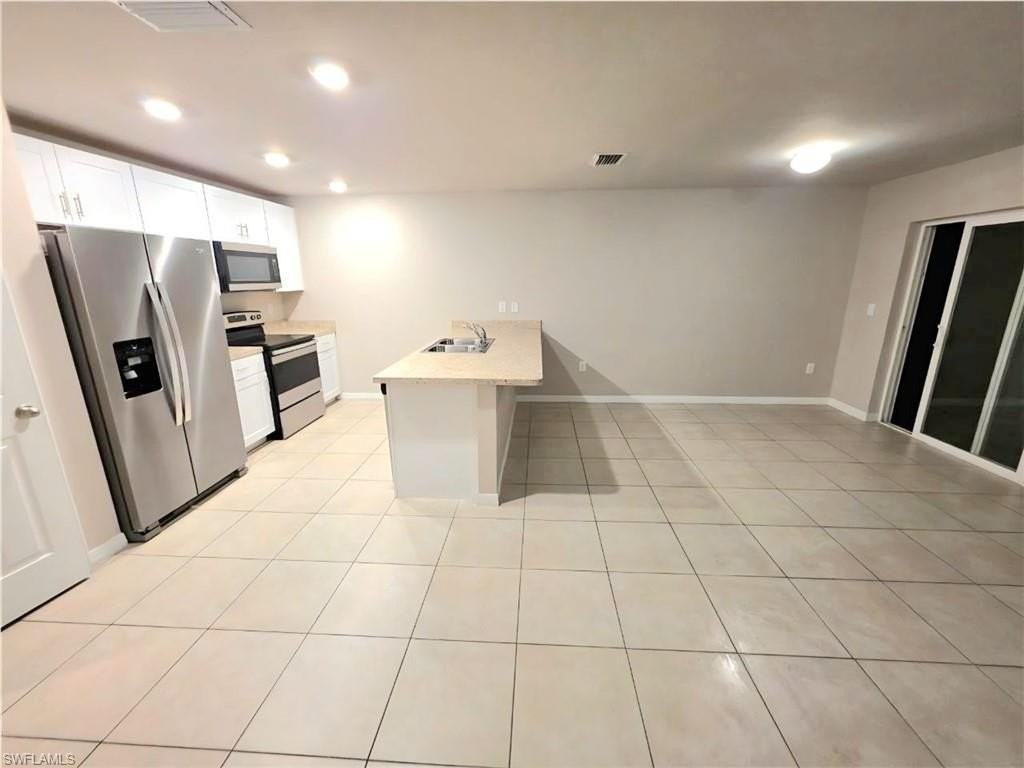 3002 37th St Sw - Photo 7 of 11