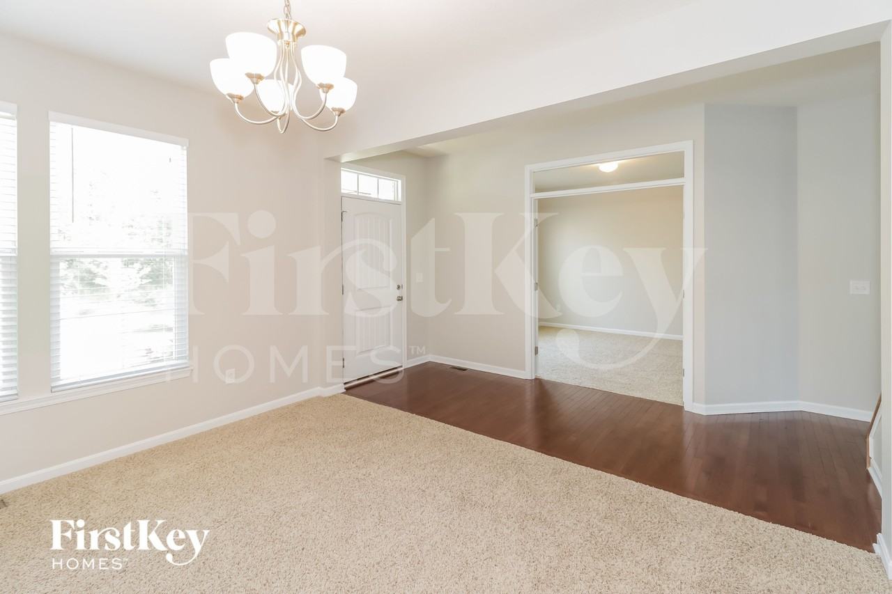 1439 Woodbury Glen Dr - Photo 6 of 18