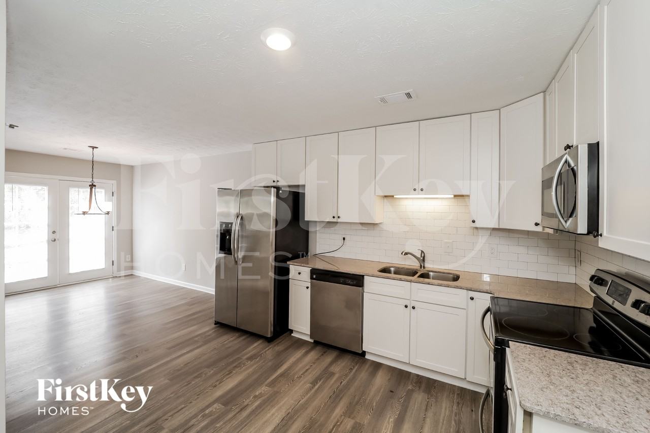 3465 Rainbow Dr - Photo 6 of 18