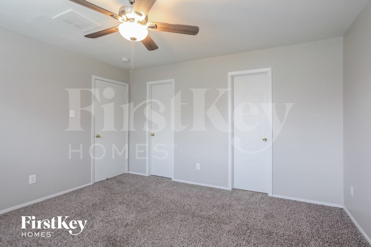 1523 Nichole Woods Dr - Photo 6 of 15